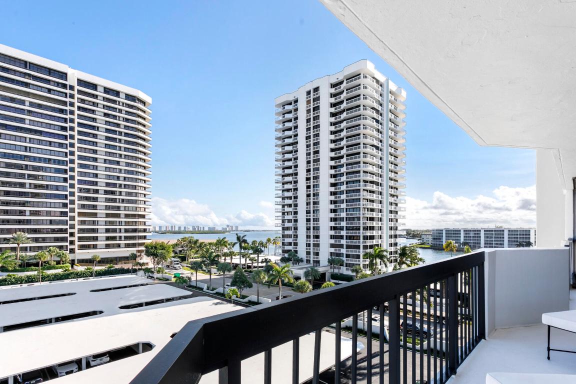 OLD PORT COVE CONDO FIVE - Residential