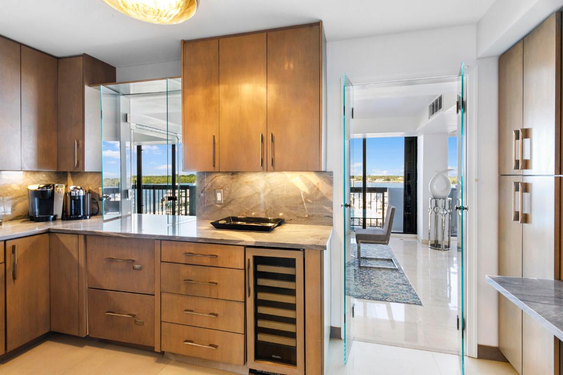 OLD PORT COVE CONDO FIVE - Residential