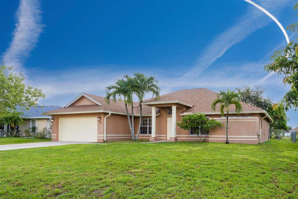 Photo of 1781 SW Finch Lane SW, Port Saint Lucie, FL 34953 (MLS # R11002414)