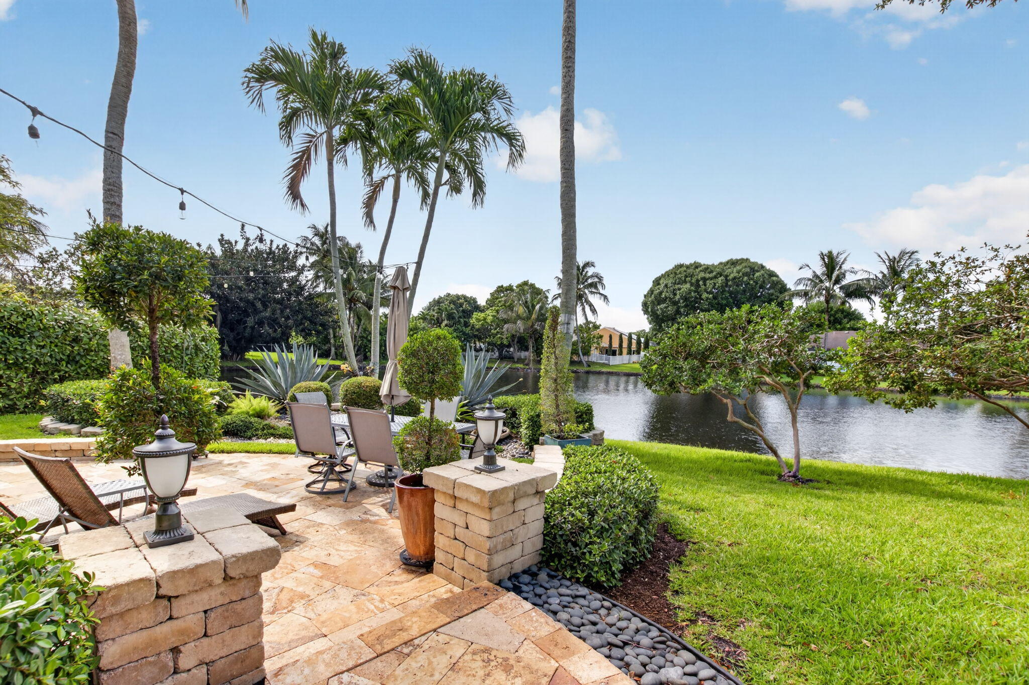 RAINBOW LAKES - Residential