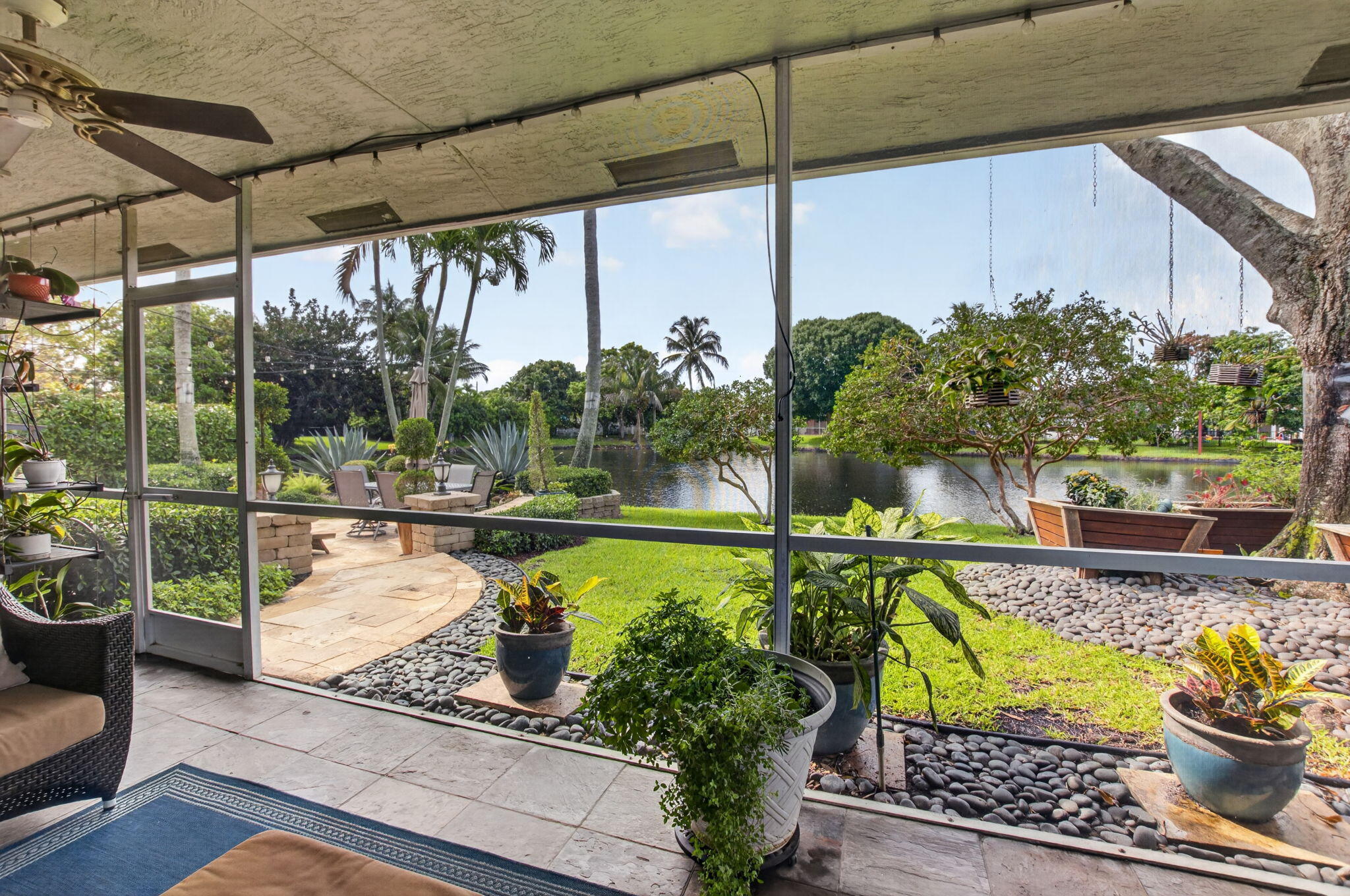 RAINBOW LAKES - Residential