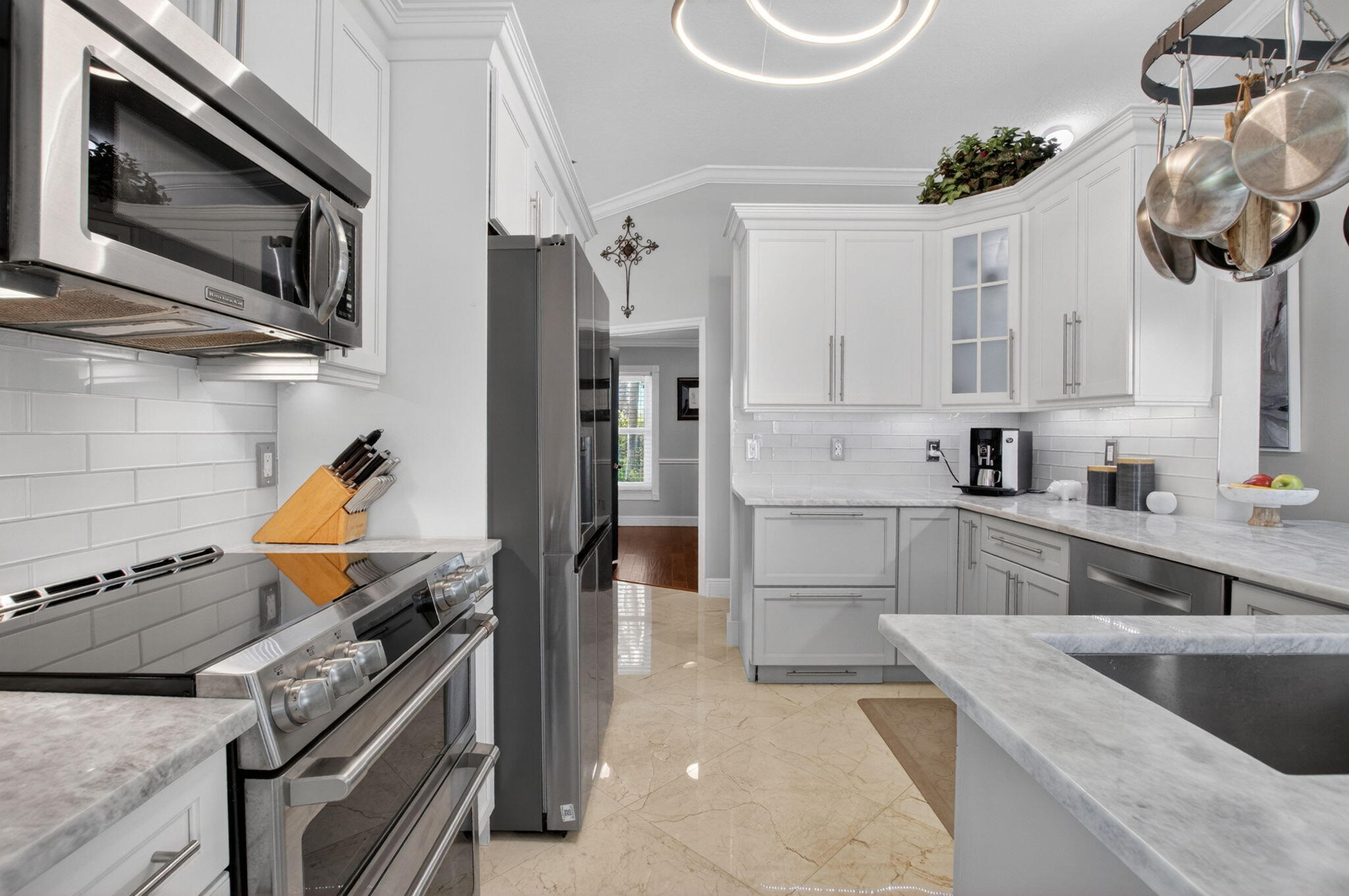 RAINBOW LAKES - Residential