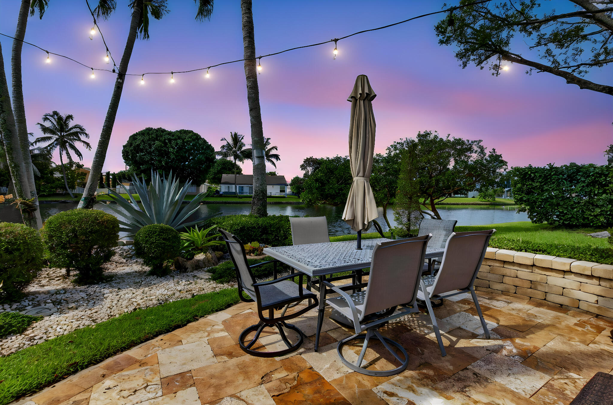 RAINBOW LAKES - Residential