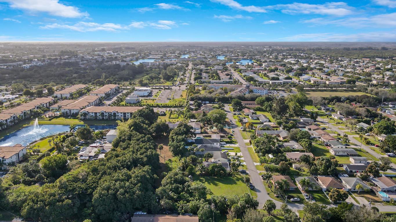 ROSELAND PARK - Land