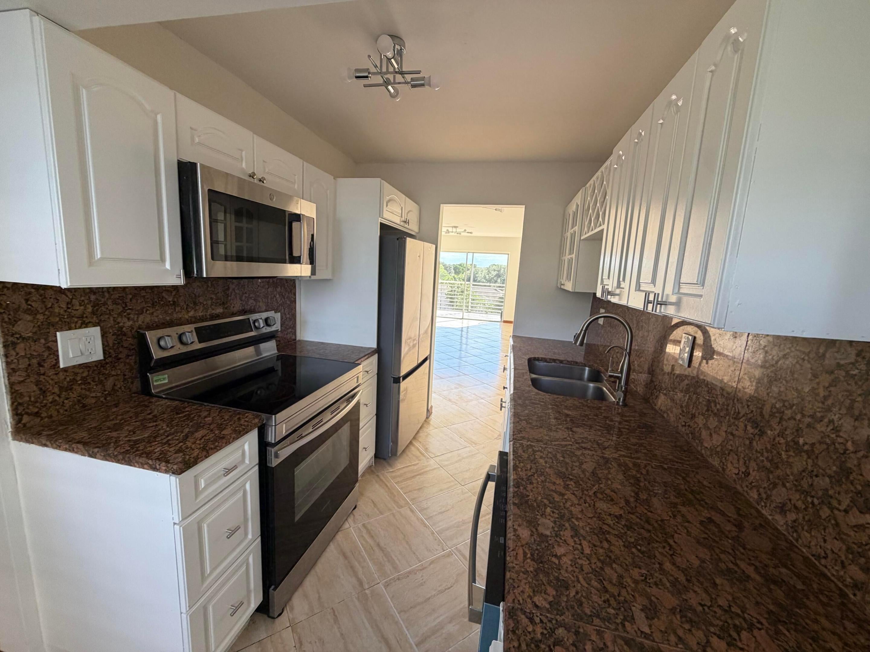 3120 N PINE ISLAND Road 403
