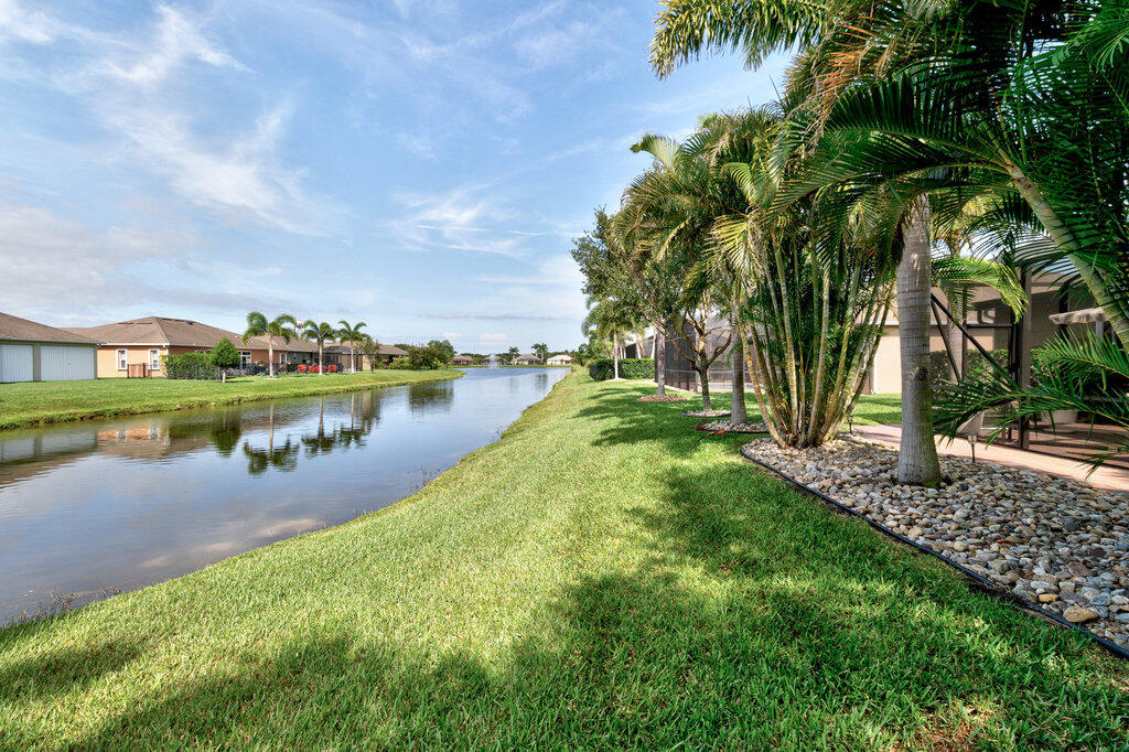 SEBASTIAN CROSSINGS - Residential