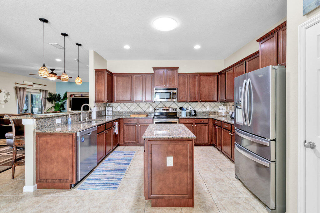 SEBASTIAN CROSSINGS - Residential