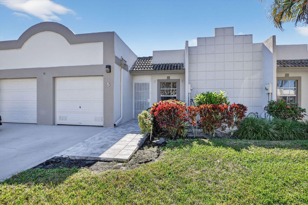 Photo of 9110 Fairbanks Lane #5, Boca Raton, FL 33496 (MLS # R11159115)