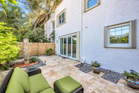 Tiny photo for 1627 E Broward Boulevard, Fort Lauderdale, FL 33301 (MLS # B26089830)