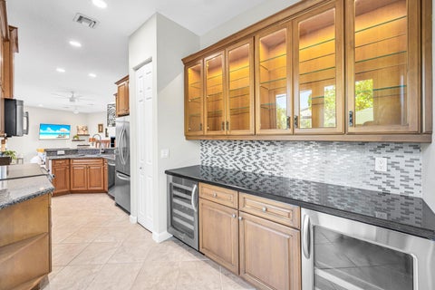 Tiny photo for 1627 E Broward Boulevard, Fort Lauderdale, FL 33301 (MLS # B26089830)