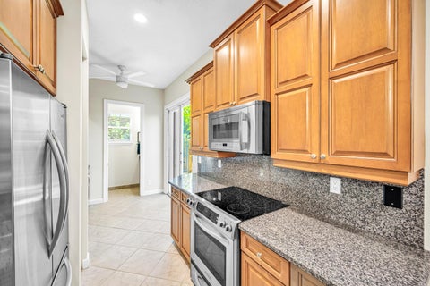 Tiny photo for 1627 E Broward Boulevard, Fort Lauderdale, FL 33301 (MLS # B26089830)