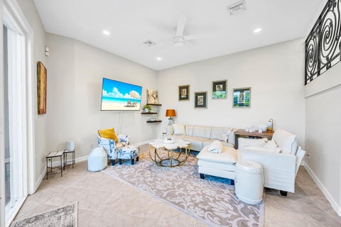 Tiny photo for 1627 E Broward Boulevard, Fort Lauderdale, FL 33301 (MLS # B26089830)