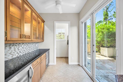 Tiny photo for 1627 E Broward Boulevard, Fort Lauderdale, FL 33301 (MLS # B26089830)