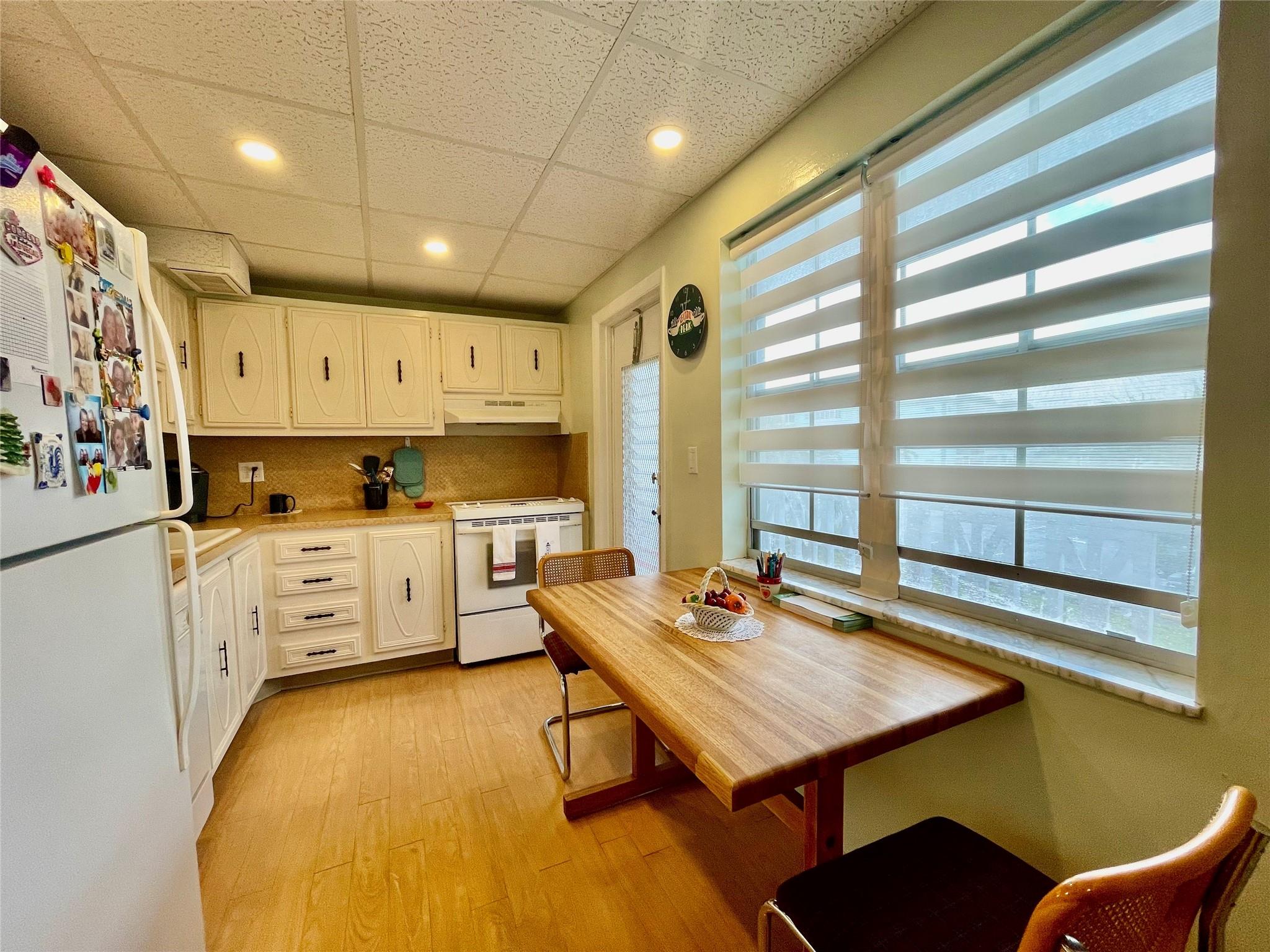 Ruby Condo - Residential