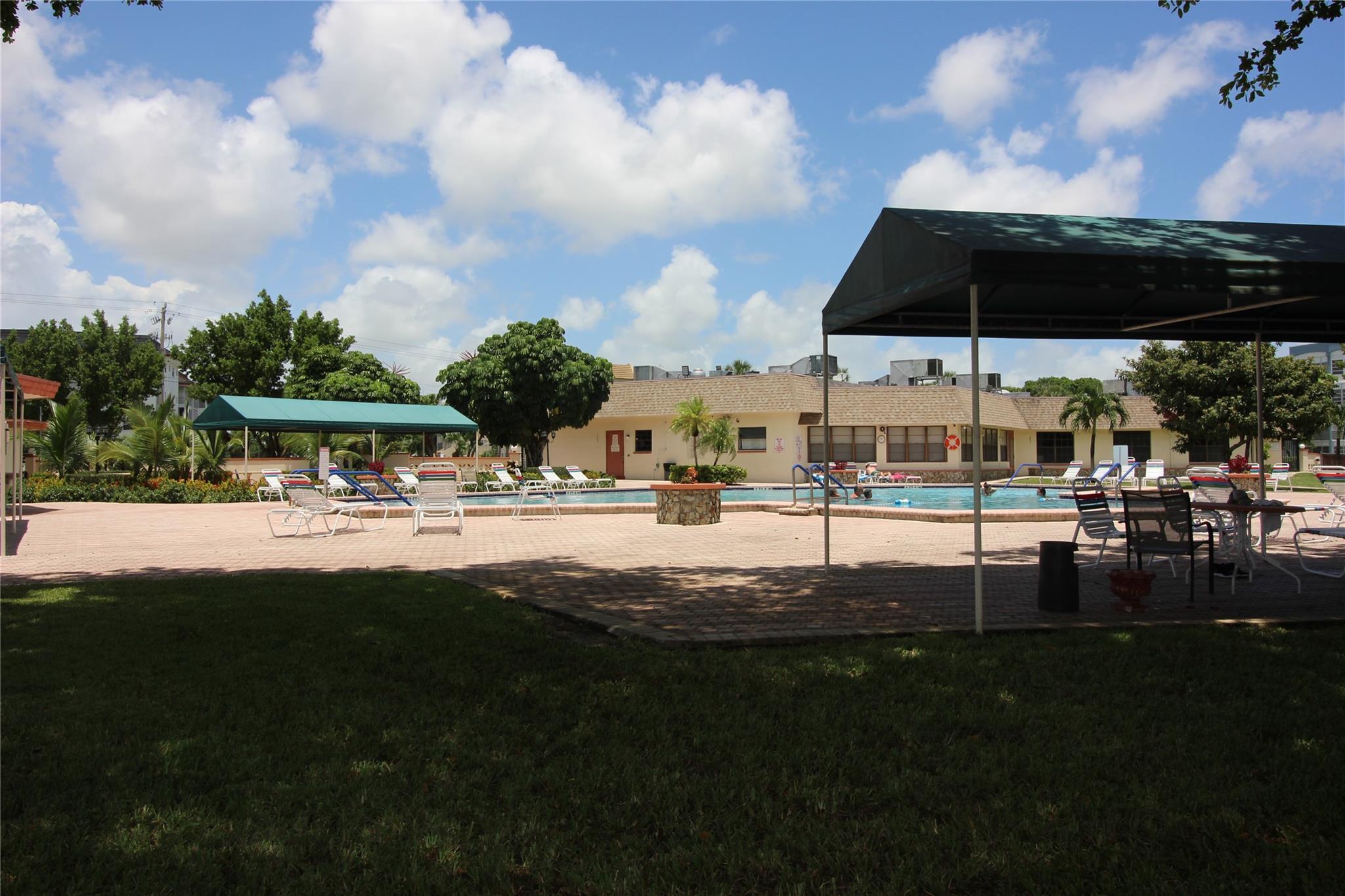 Ruby Condo - Residential