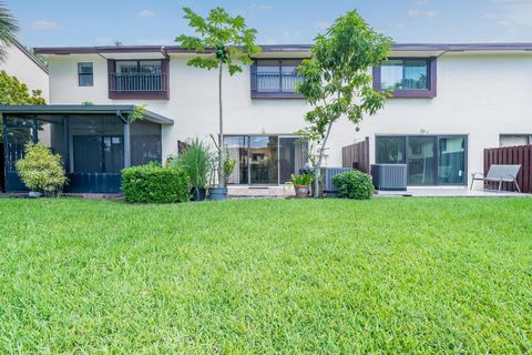 Tiny photo for 3727 Carambola Circle N #2823, Coconut Creek, FL 33066 (MLS # B26050609)