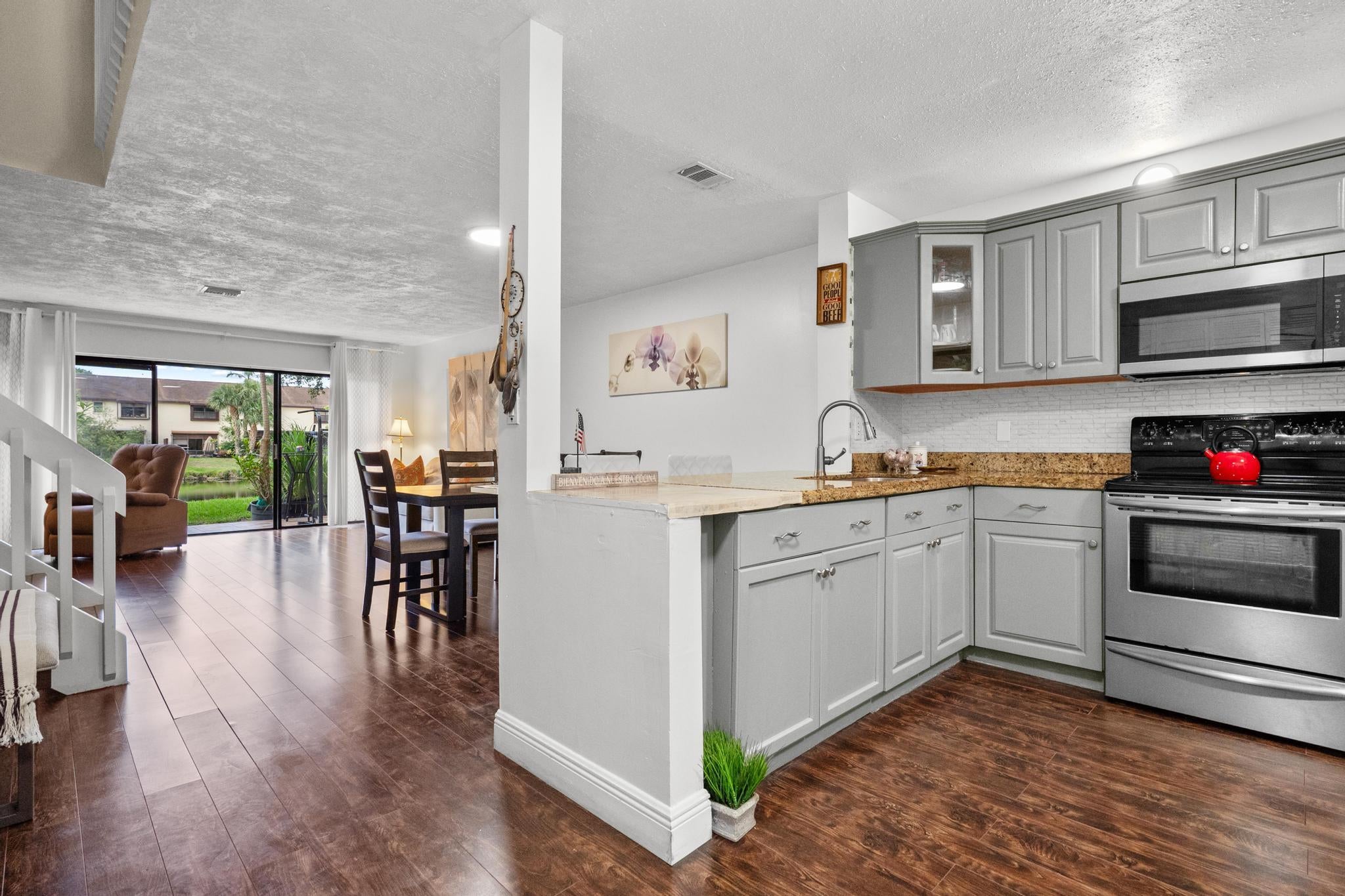 3727 Carambola Circle N 2823