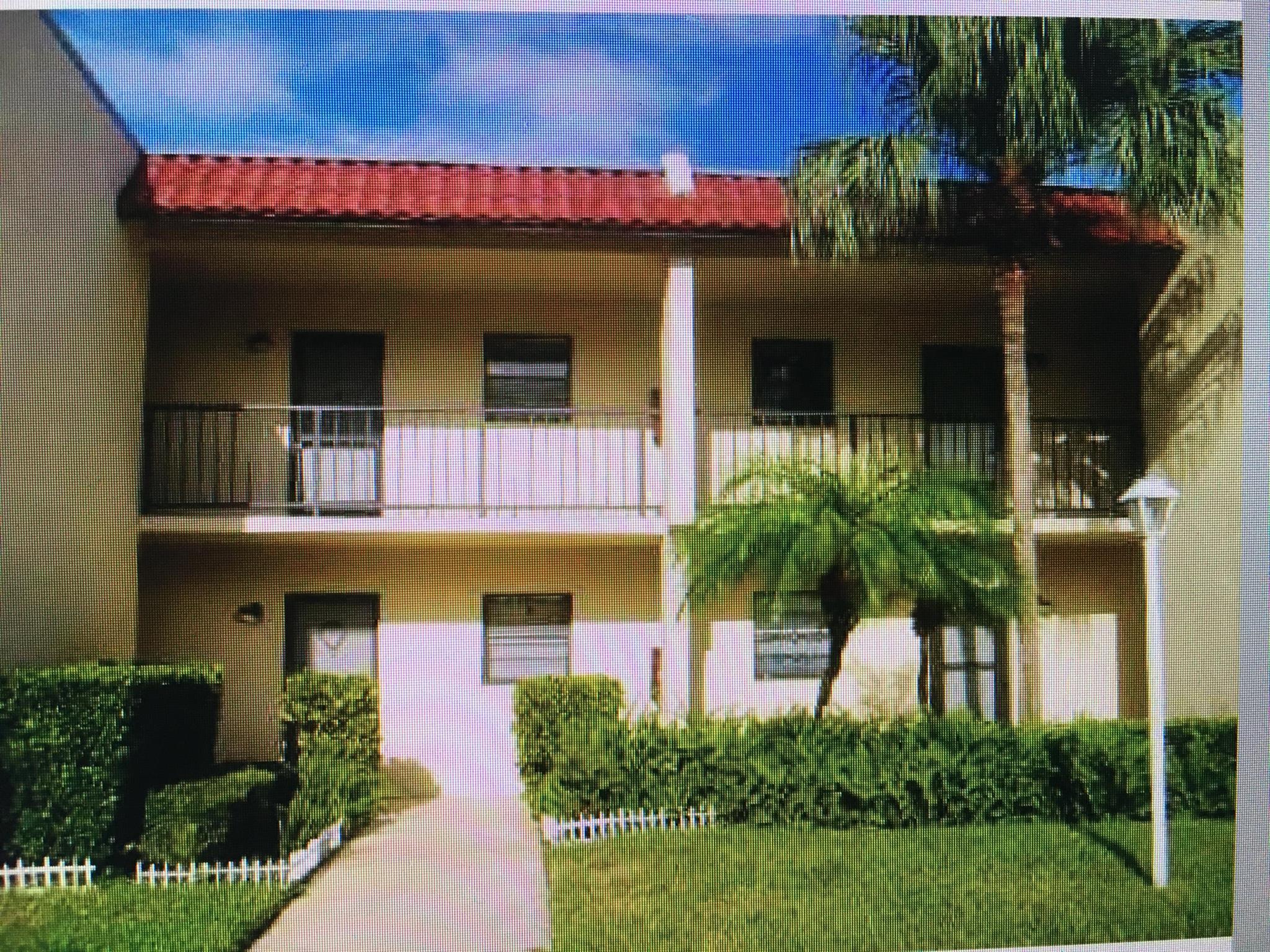 one bedroom and 1.5 bathrooms condo unit with all the condo amenities like pool, gym, clubhouse etc.