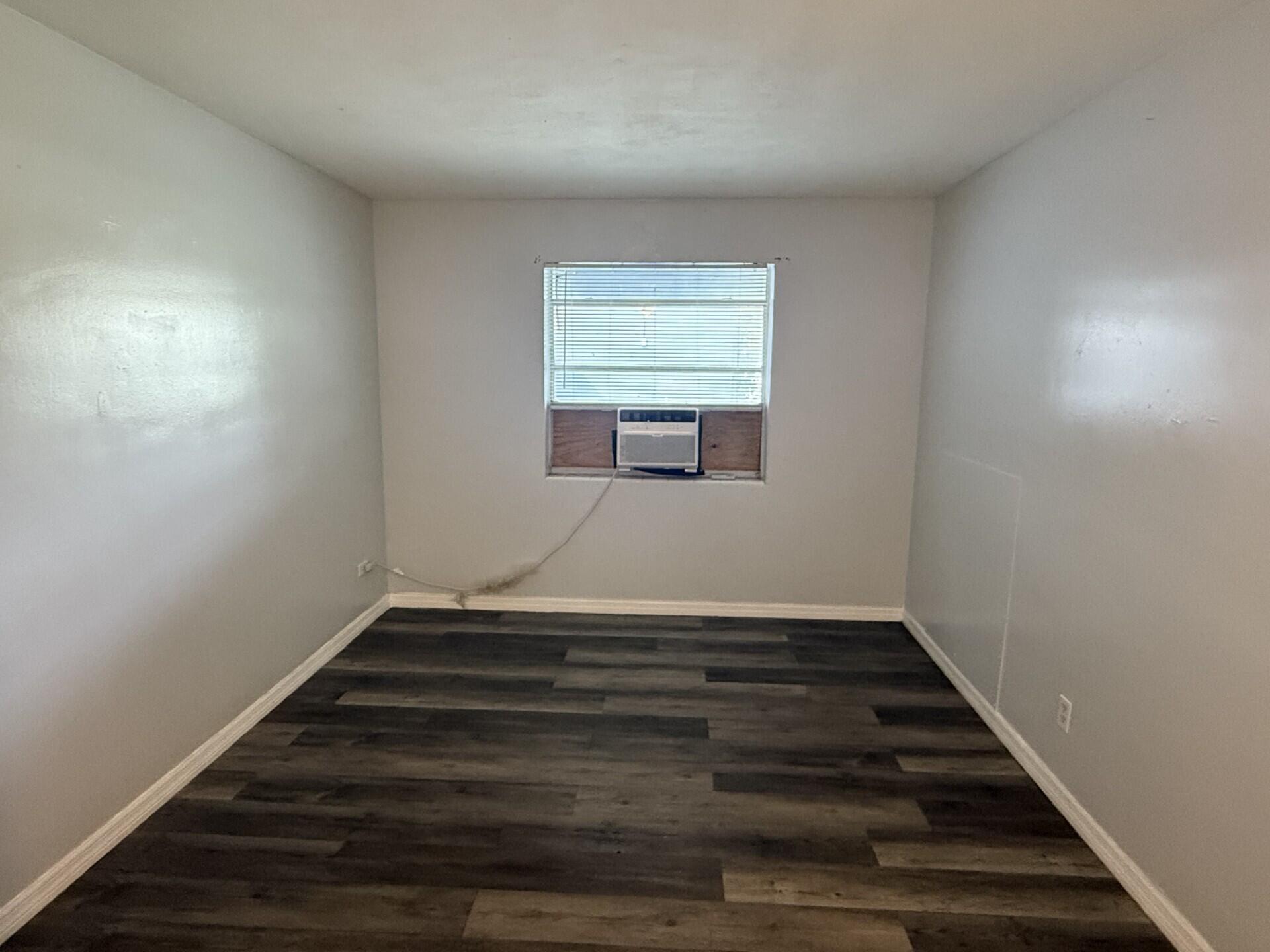 INLET SHORES - Residential Lease