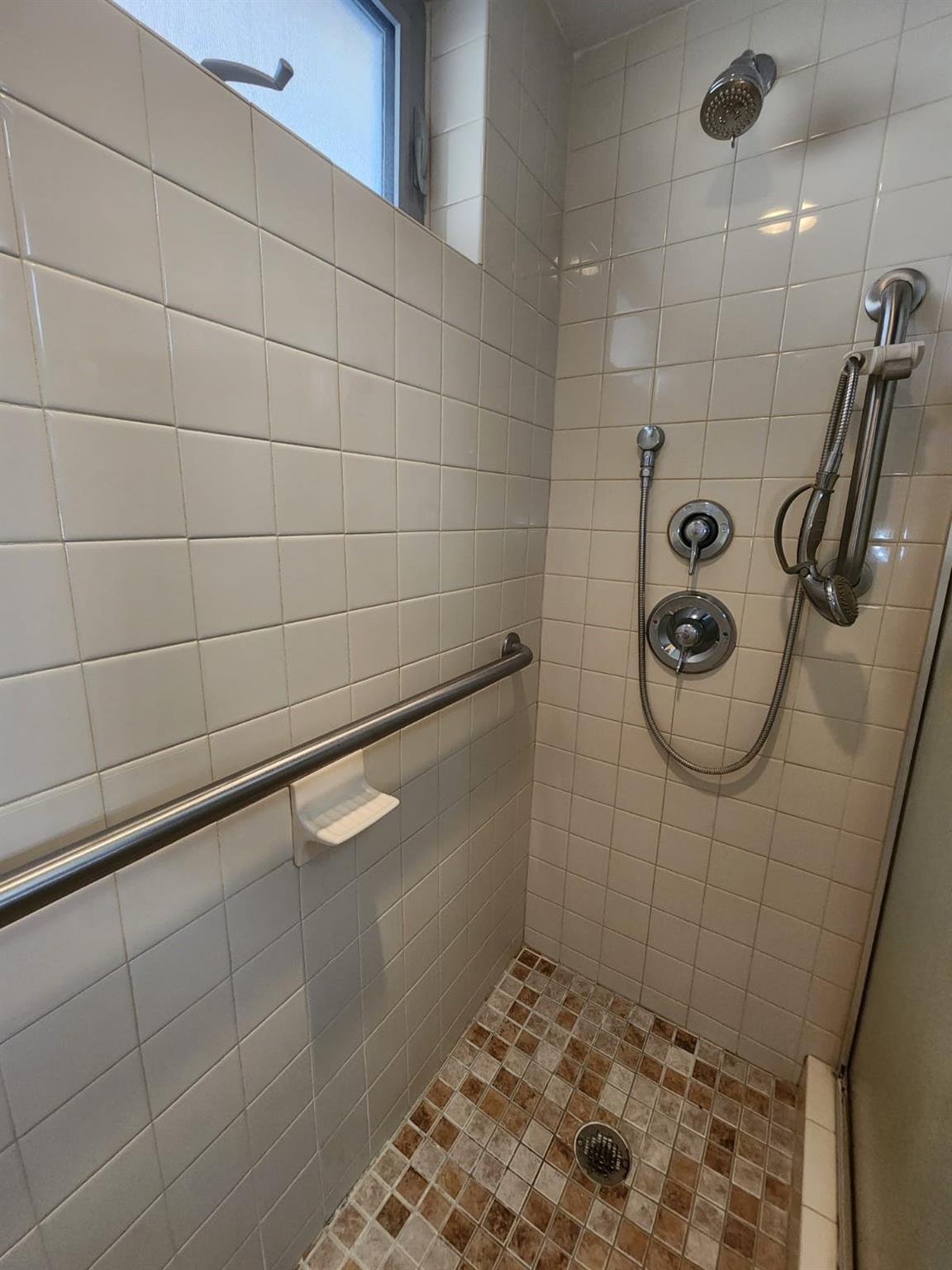 Bermuda Club Seven Condo - Residential Lease