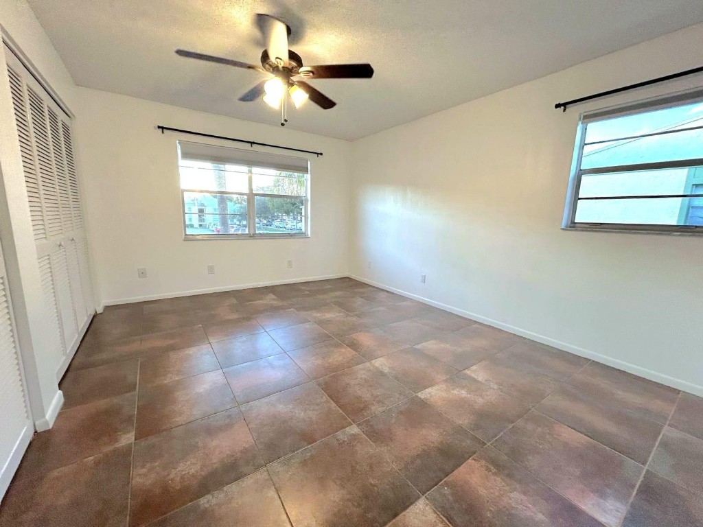 RAMBLEWOOD EAST CONDO - Residential Lease