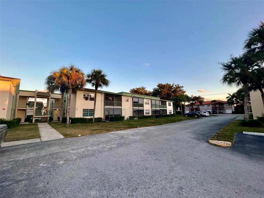 Photo of 4147 NW 90th Avenue #206, Coral Springs, FL 33065 (MLS # F10537541)