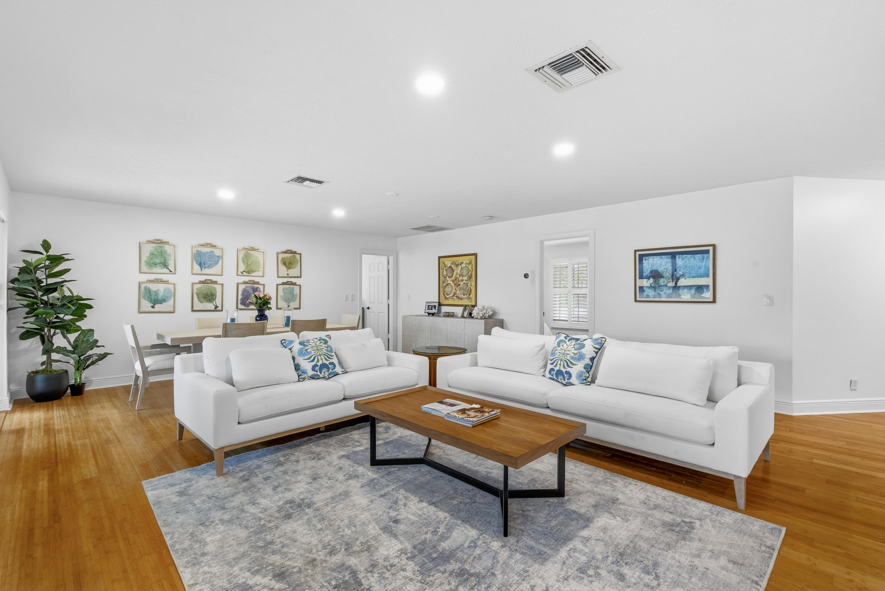 MARINER SANDS COUNTRY CLUB - Residential