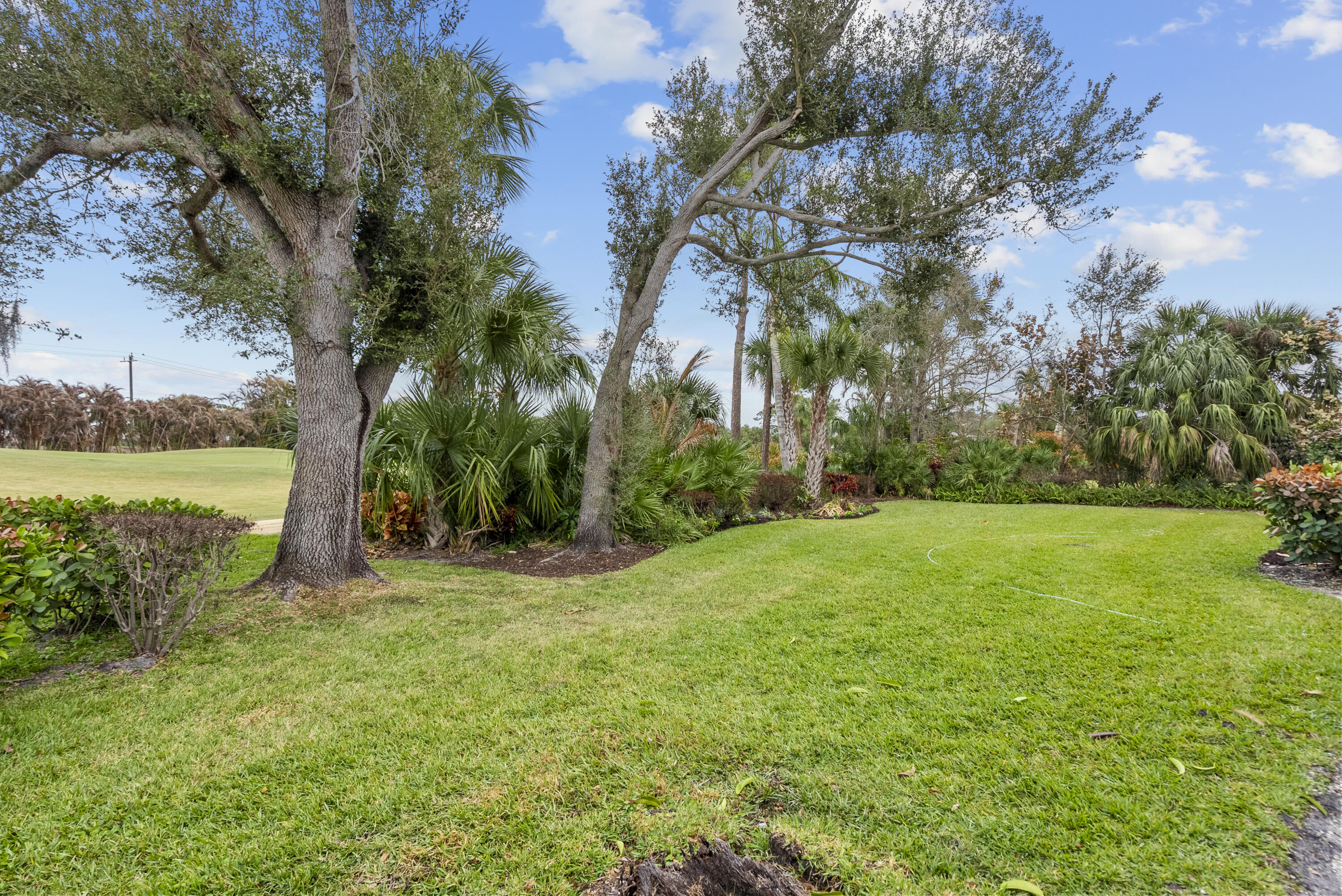 MARINER SANDS COUNTRY CLUB - Residential