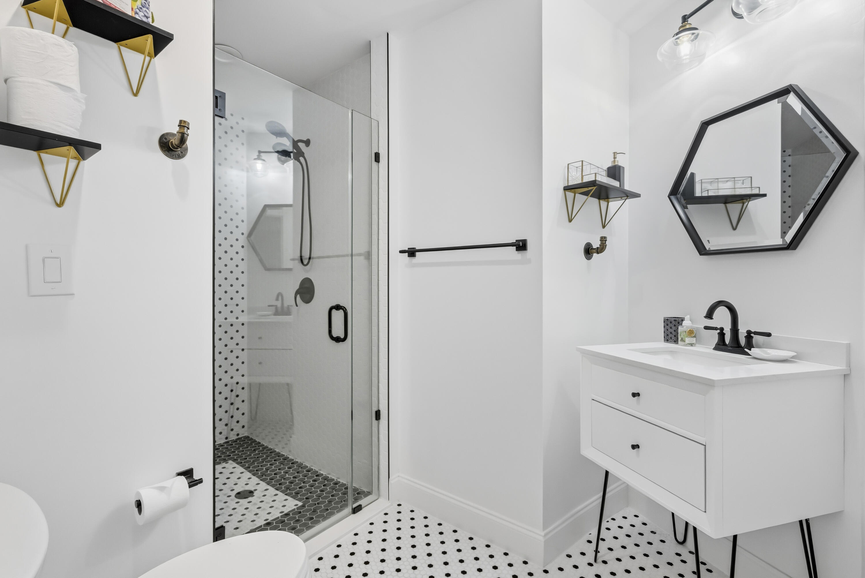 MARINER SANDS COUNTRY CLUB - Residential