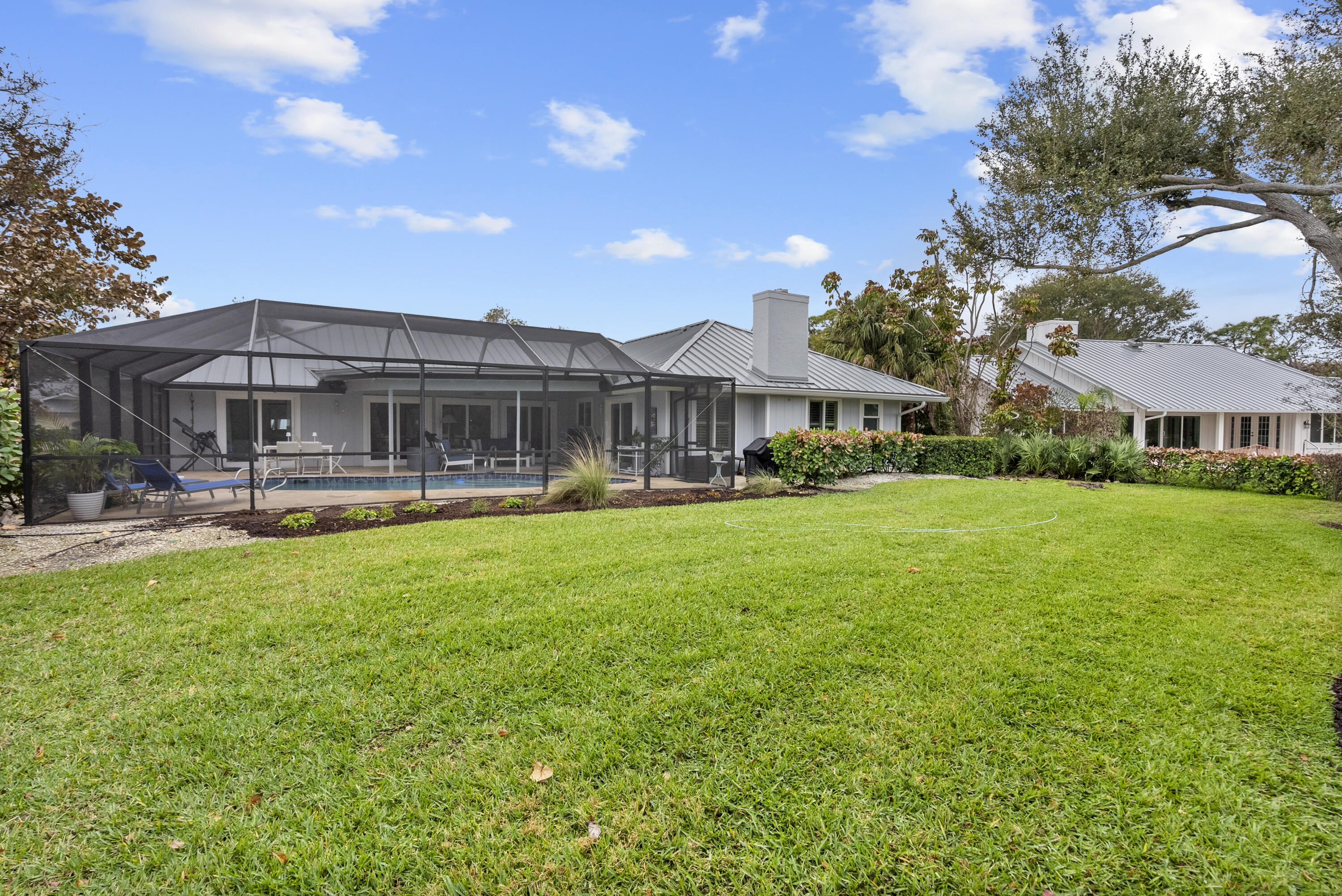 MARINER SANDS COUNTRY CLUB - Residential