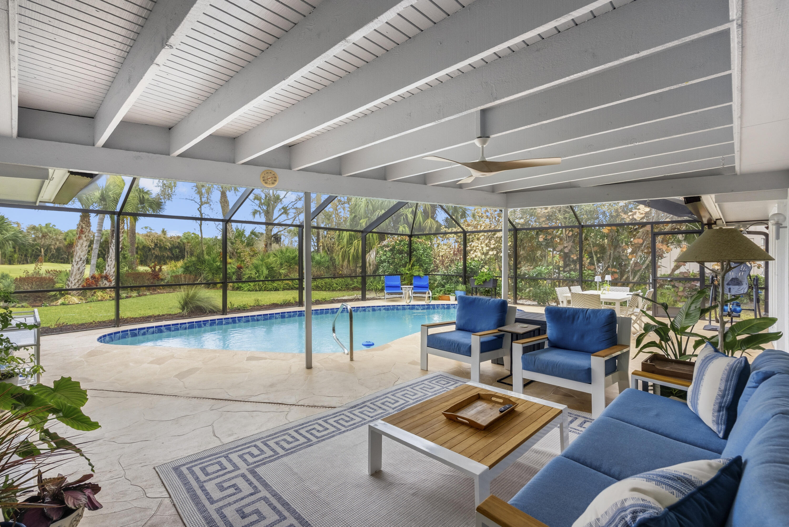 MARINER SANDS COUNTRY CLUB - Residential