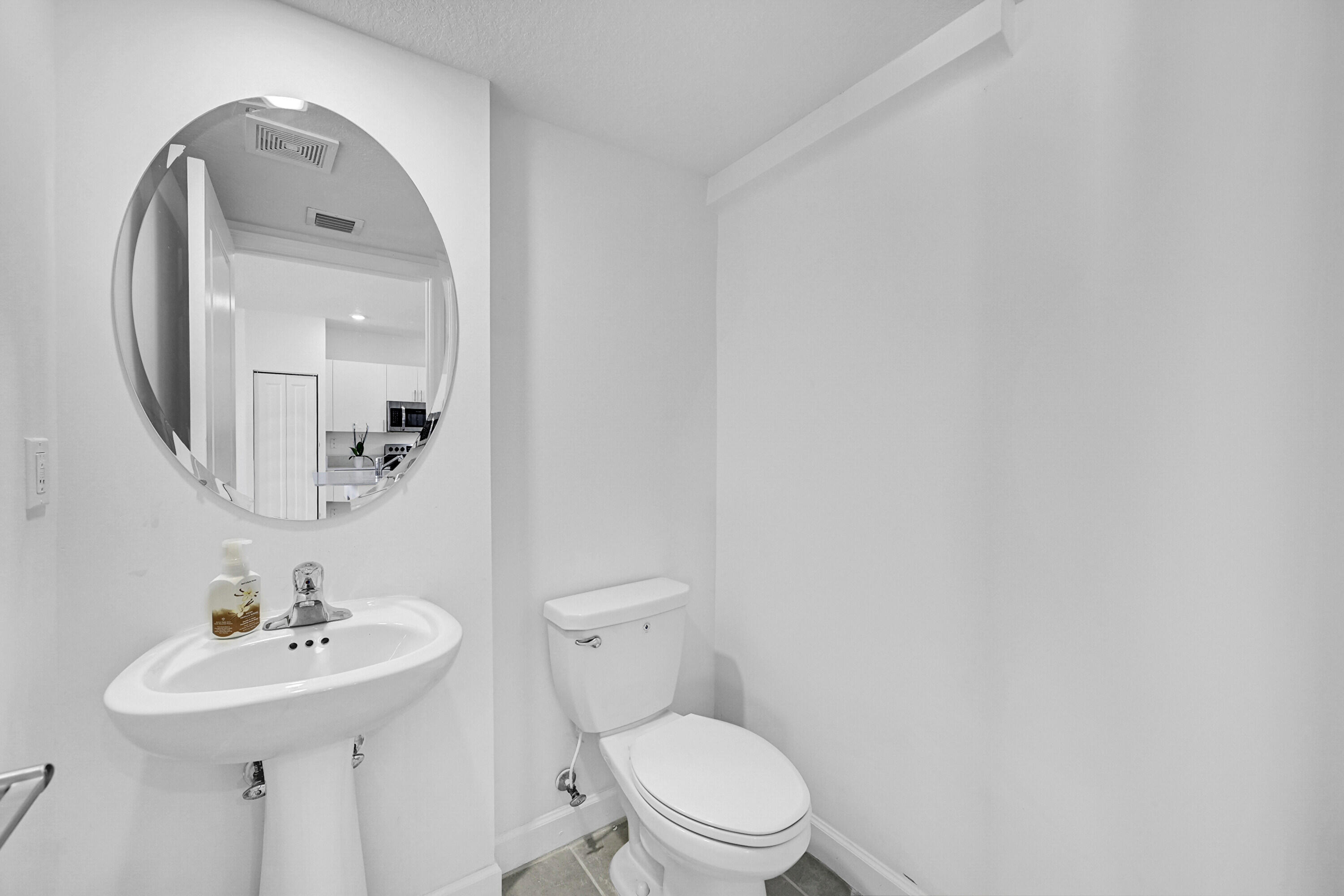 VIEWPOINT AT VISTA LAGO - Residential