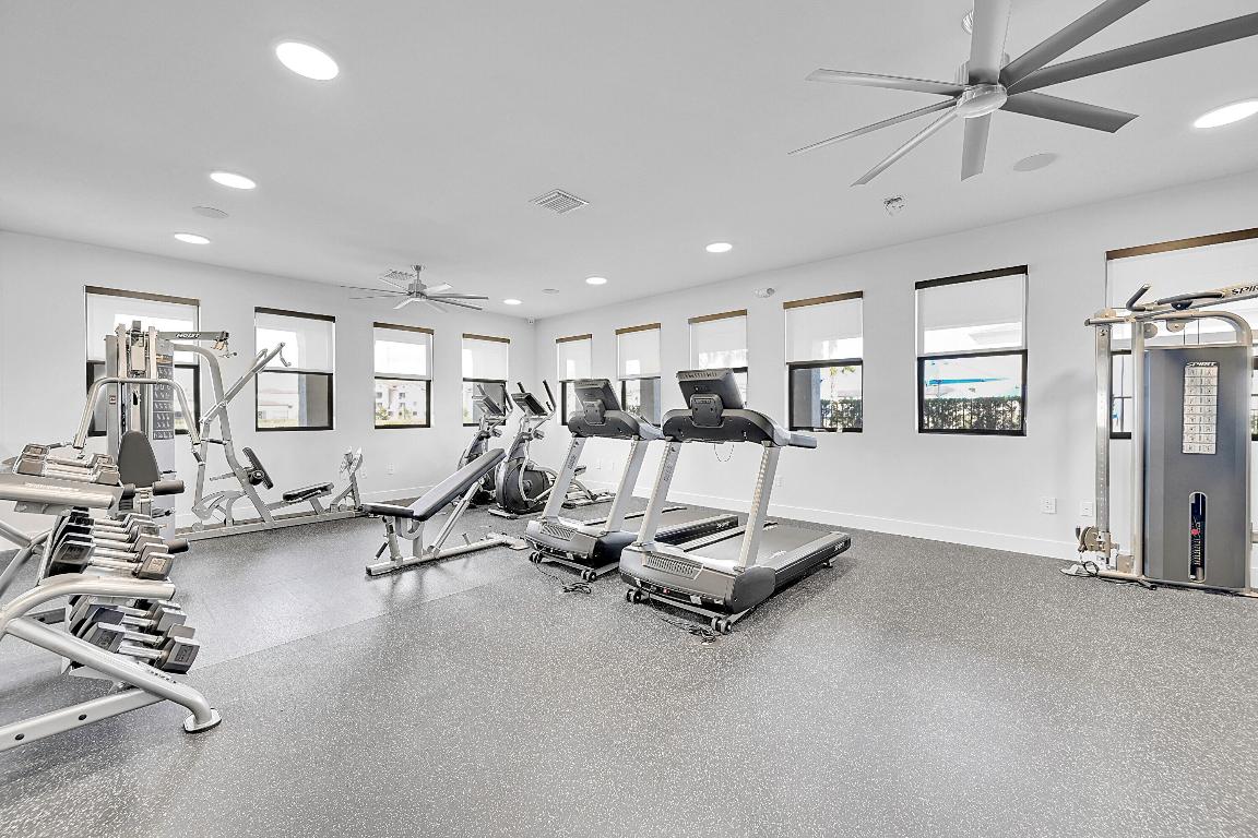 VIEWPOINT AT VISTA LAGO - Residential