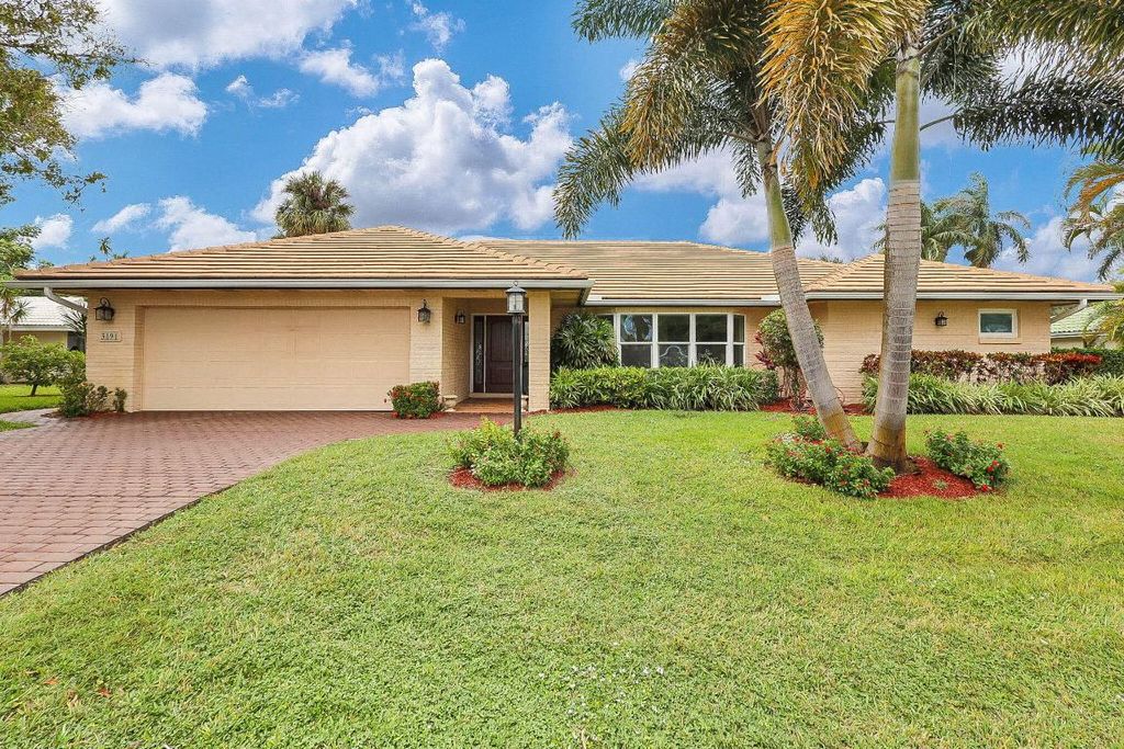 Photo of 3191 SE Fairway W, Stuart, FL 34997 (MLS # R10937325)