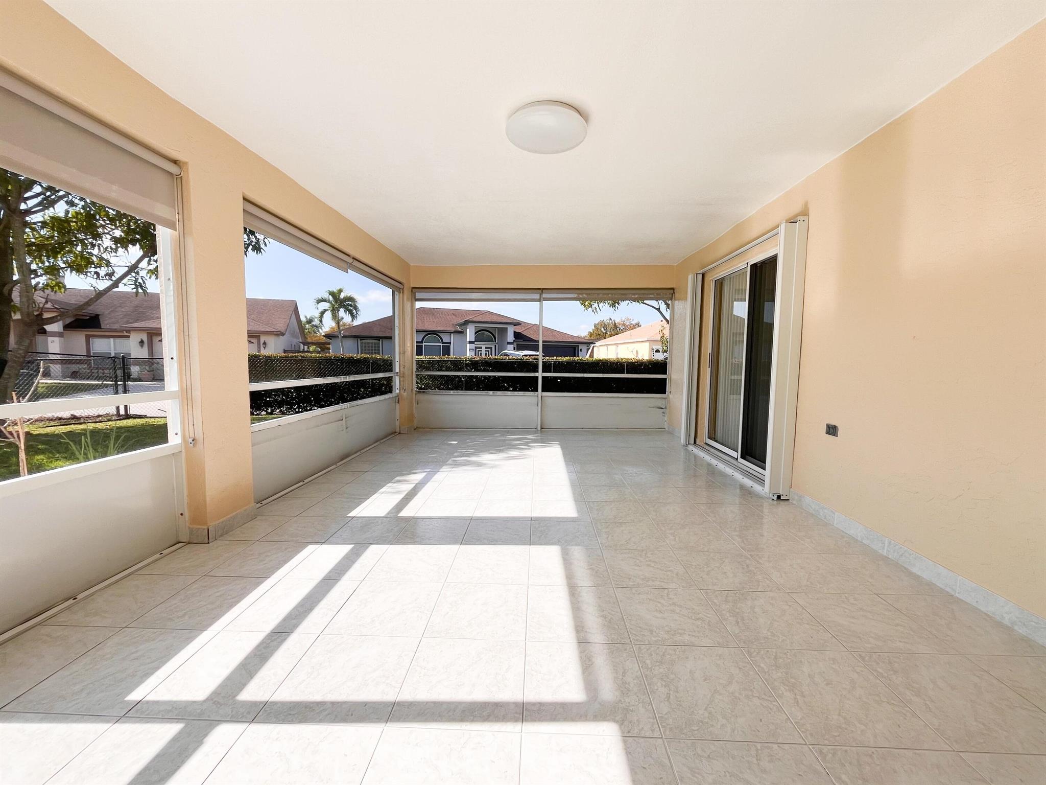 OLIVE TREE - PAR 6B - Residential Lease