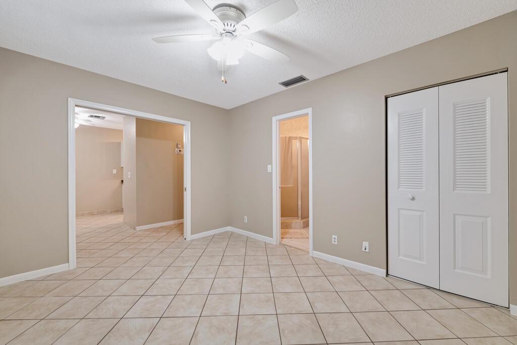 PINES OF DELRAY CONDO - Residential Lease