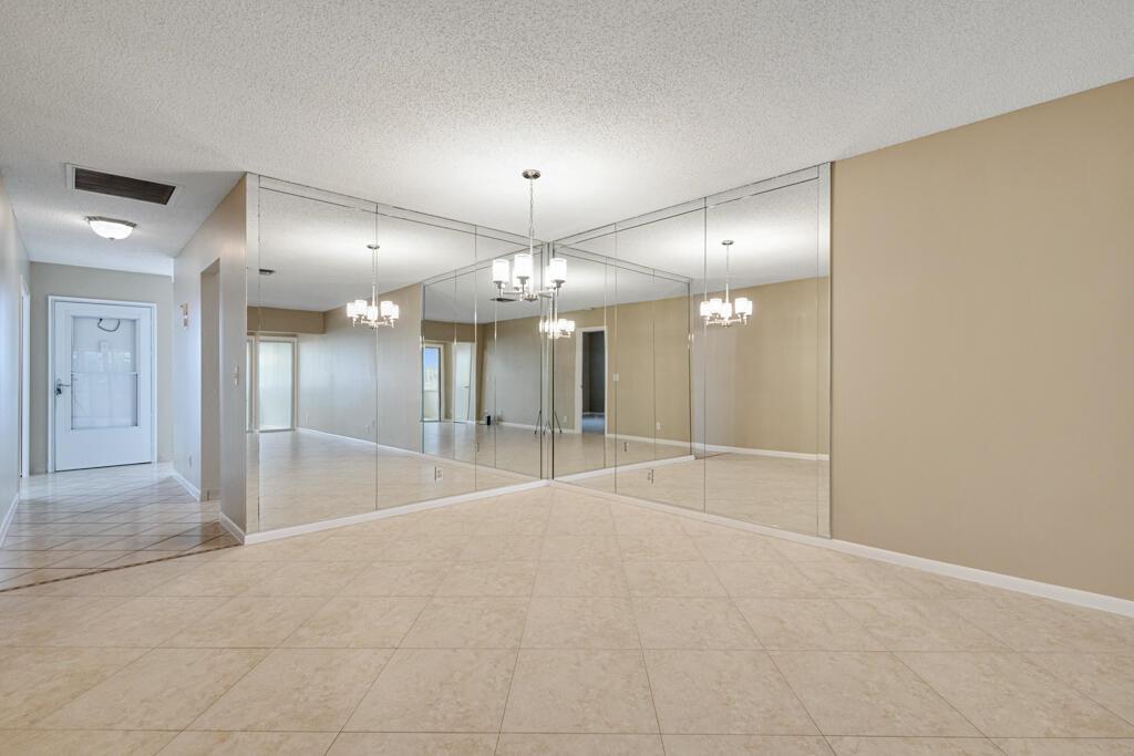 PINES OF DELRAY CONDO - Residential Lease