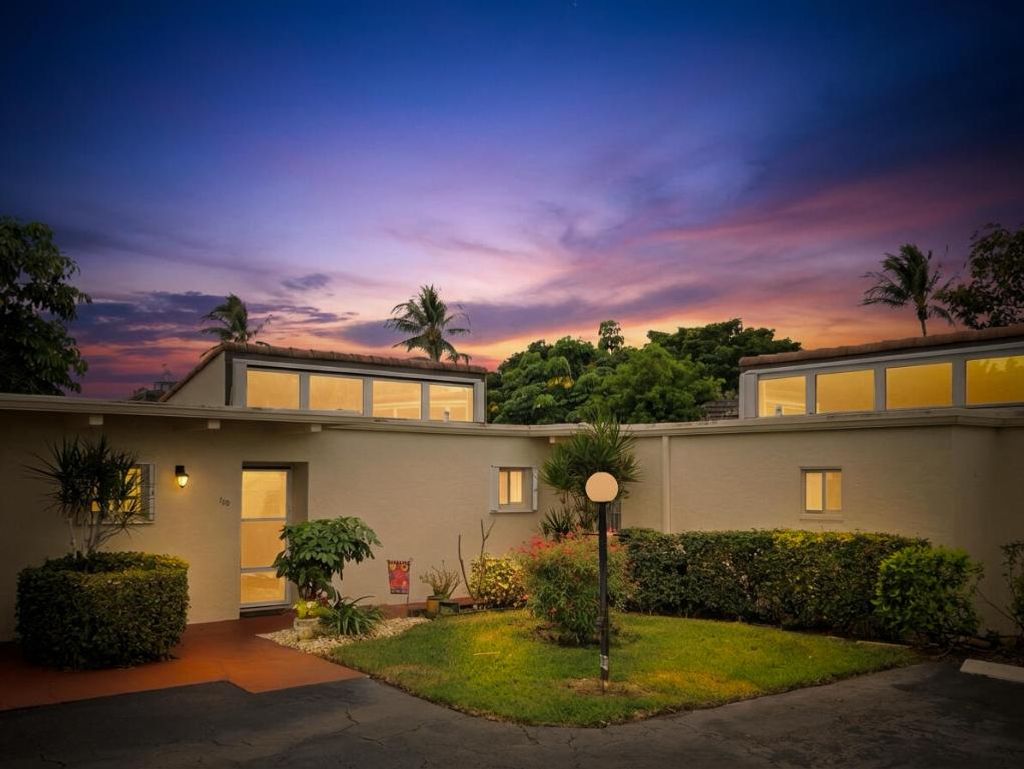 Photo of 2650 Boundbrook Boulevard #109, West Palm Beach, FL 33406 (MLS # R11153237)