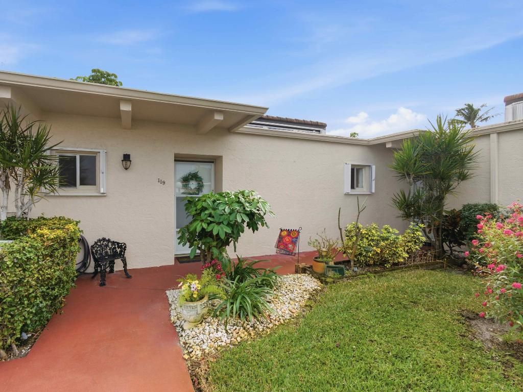 Photo of 2650 Boundbrook Boulevard #109, West Palm Beach, FL 33406 (MLS # R11153237)