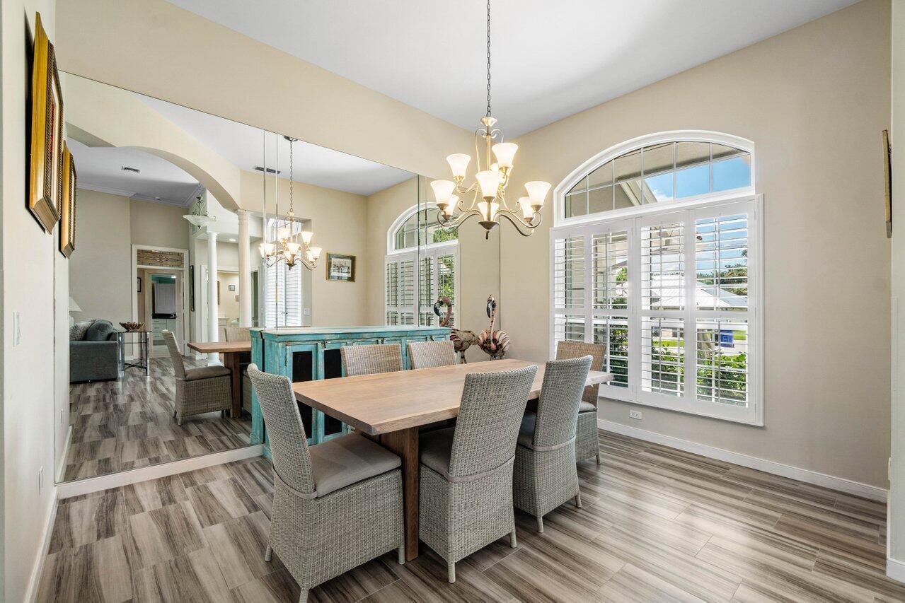 7975 SE Windjammer Way