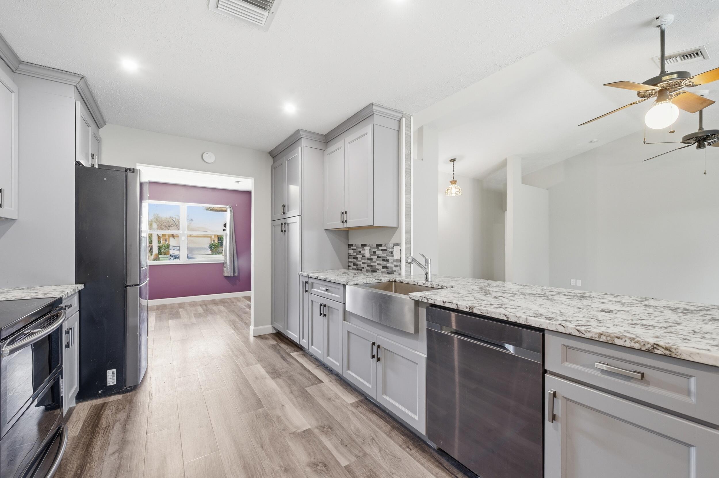 PORT ST LUCIE SECTION 18 - Residential