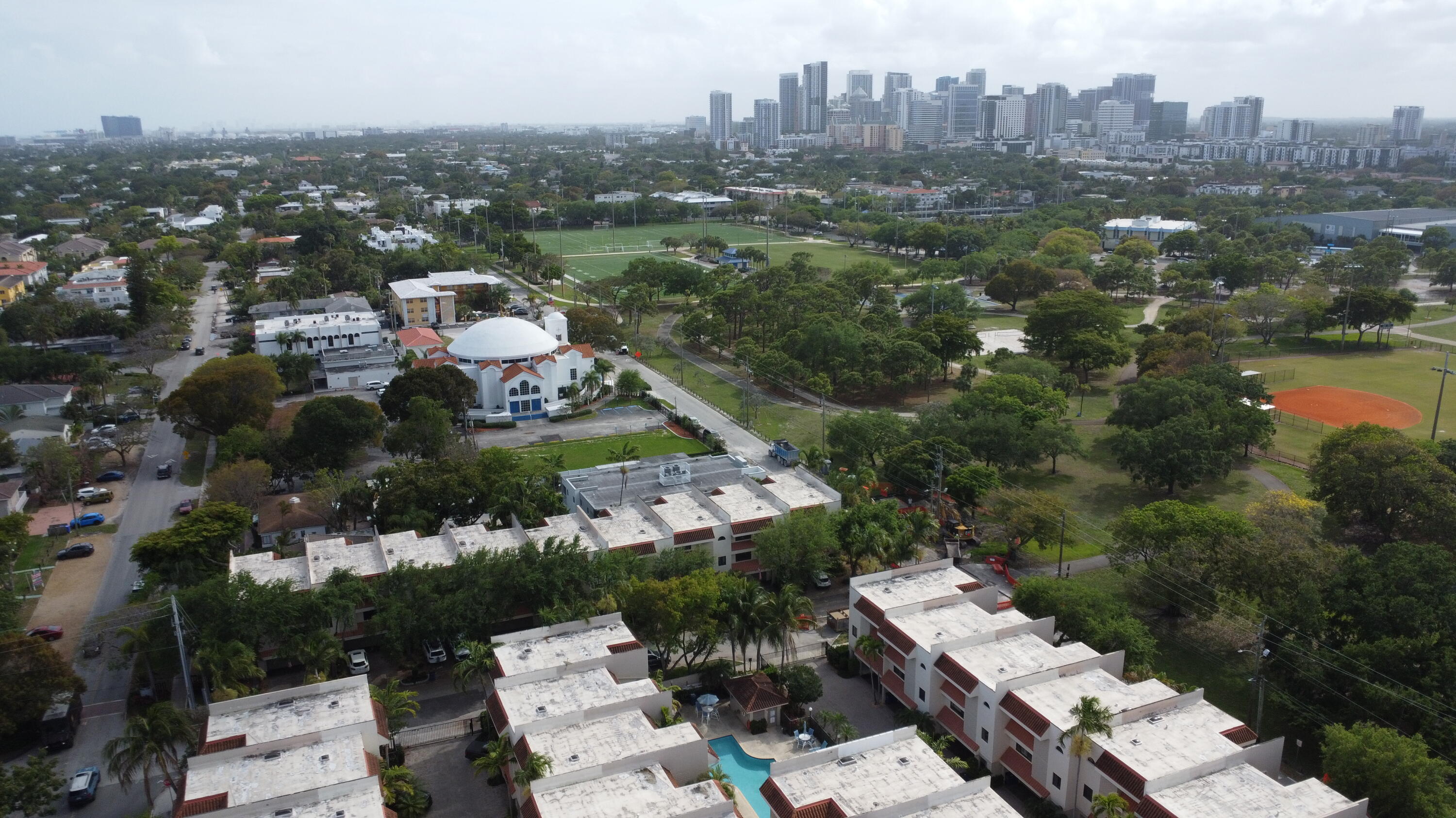 VICTORIA PARK PLACE - Residential