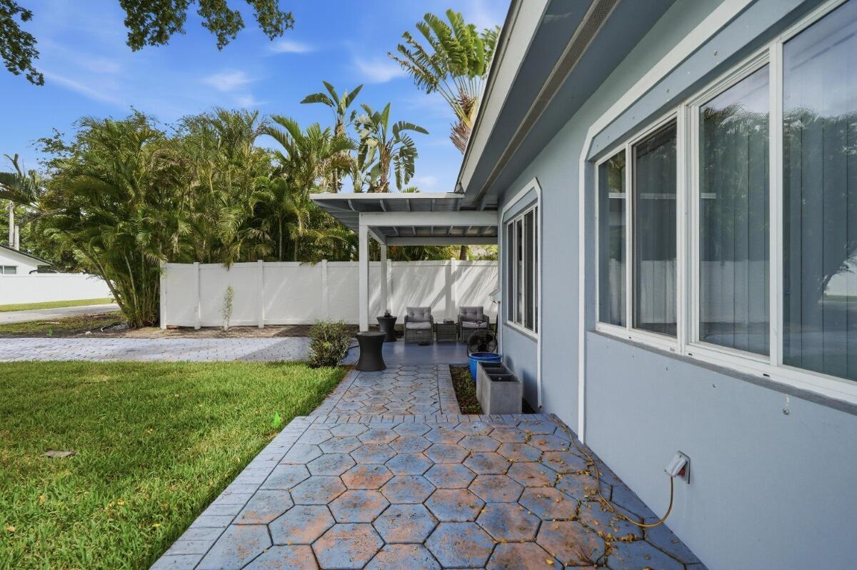 PINE CREST AMENDED PLAT - Residential Lease