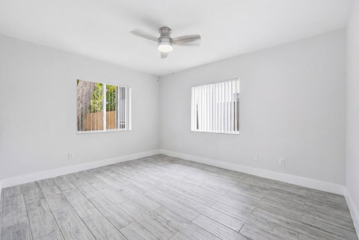 PINE CREST AMENDED PLAT - Residential Lease