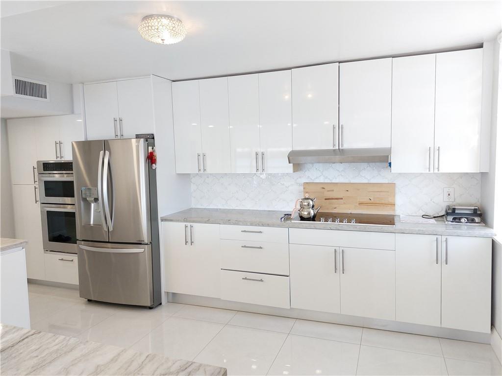 LAKE EMERALD CONDOMINIUM NO - Residential