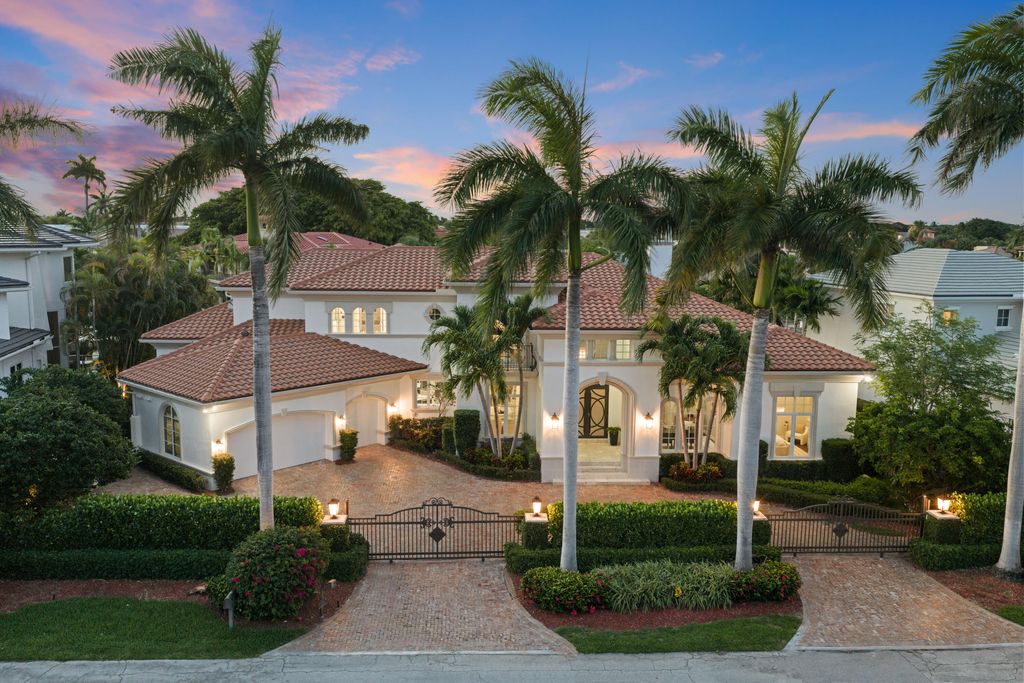 Photo of 723 Marble Way, Boca Raton, FL 33432 (MLS # B26041040)