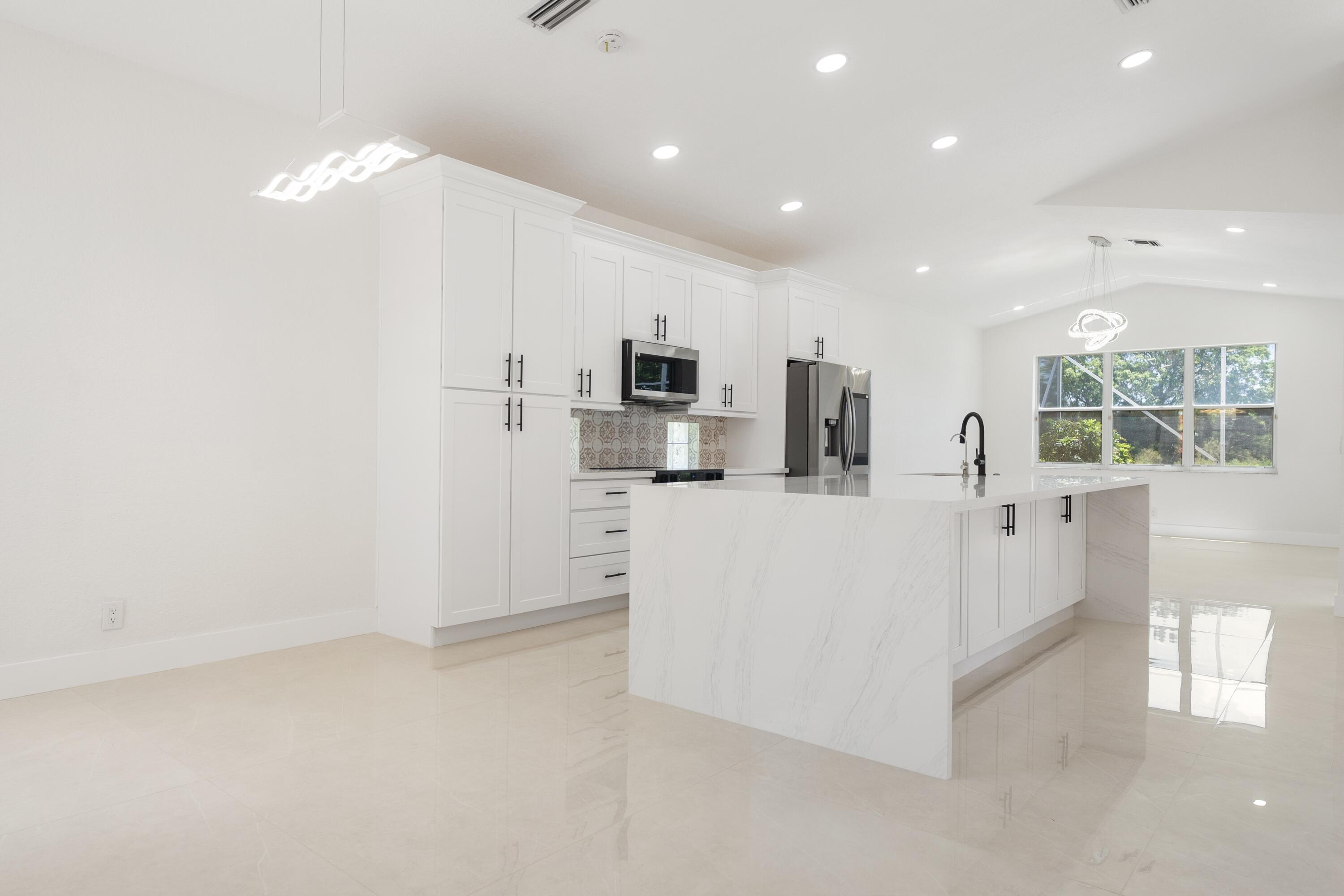 18694 Sea Turtle Lane