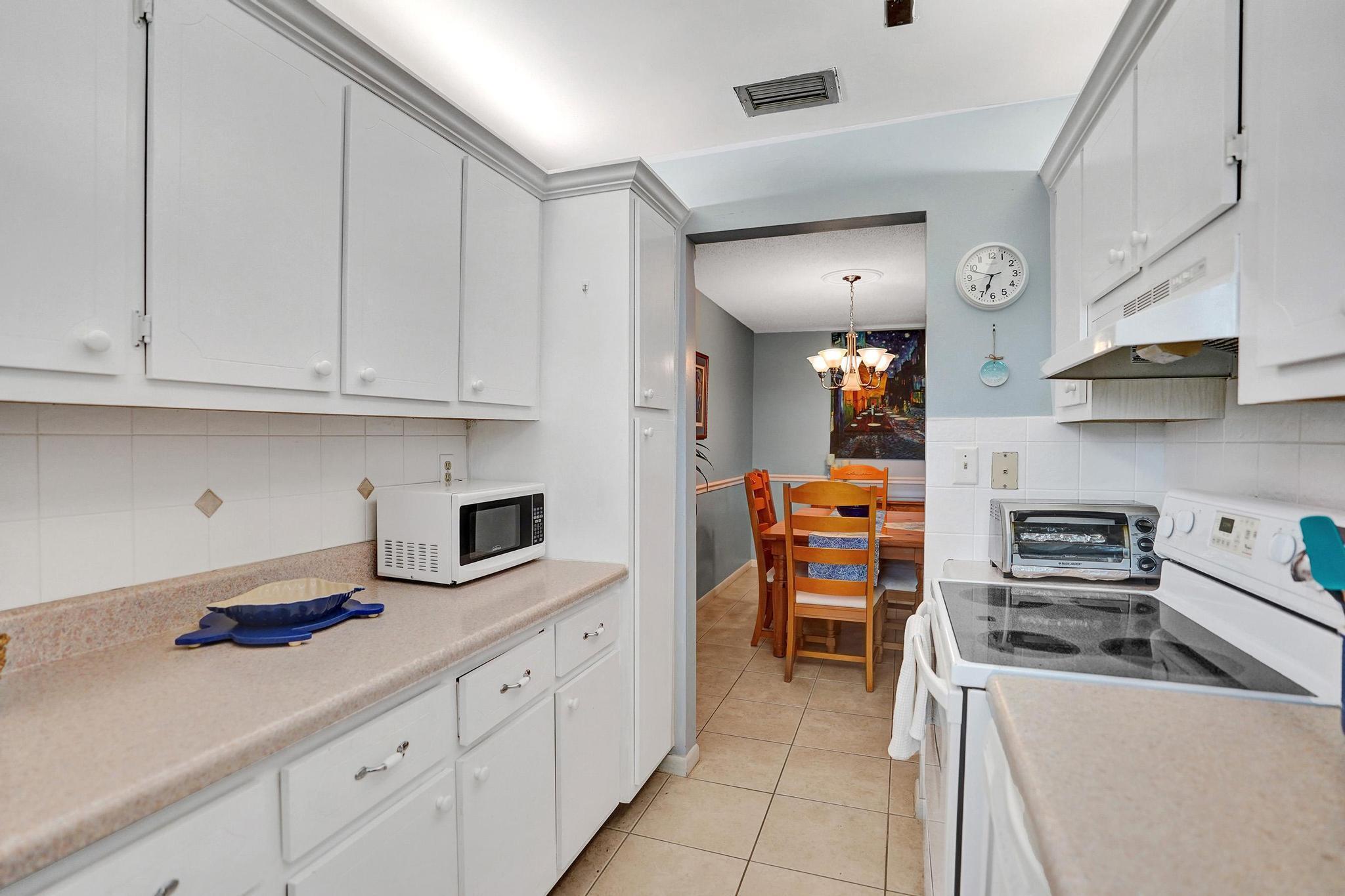 HIGH POINT CONDO SEC 4 - Residential