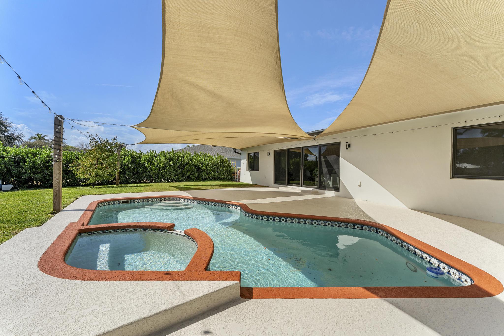 LAKE CLARKE NORTH - Residential