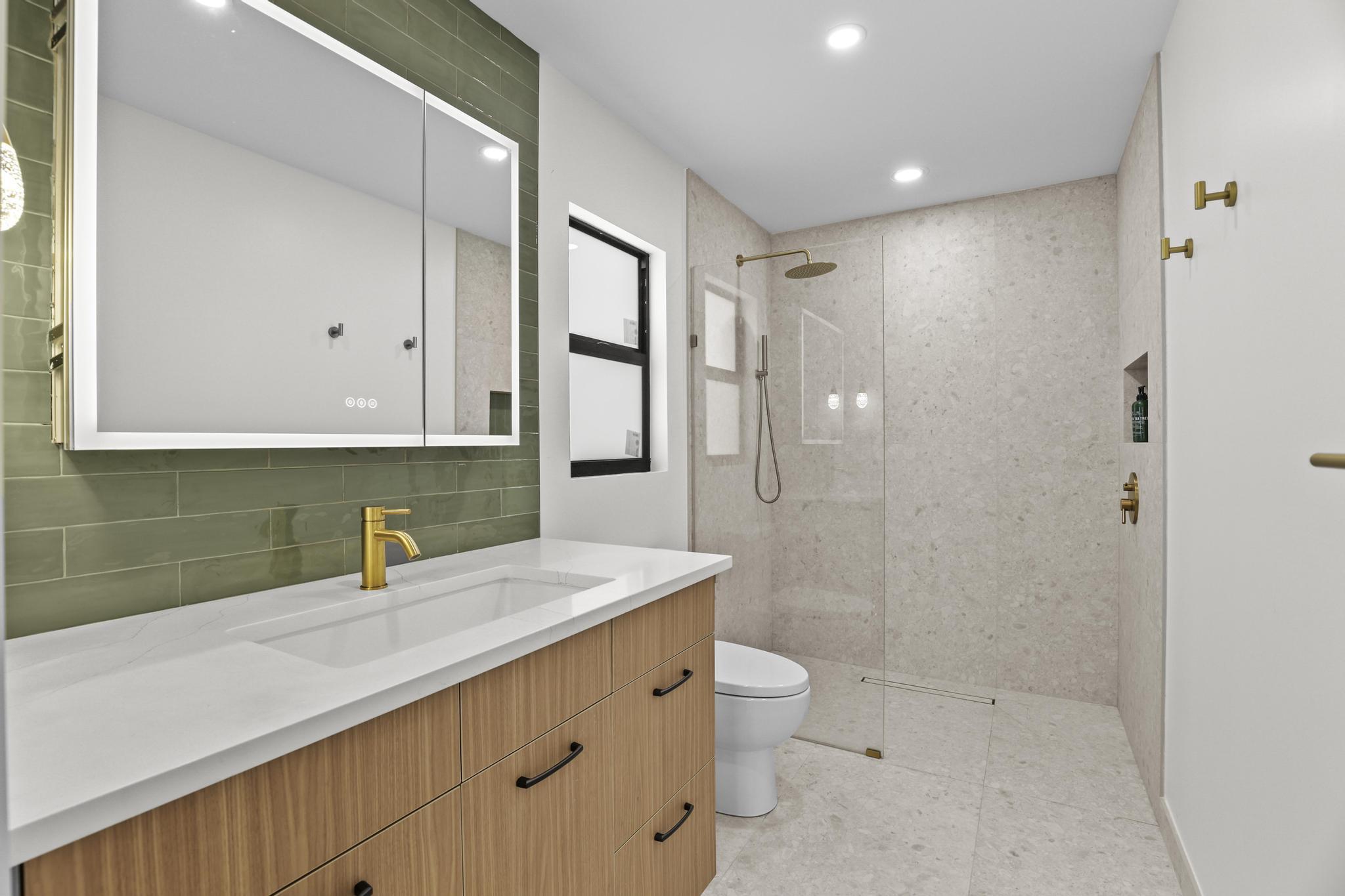 LAKE CLARKE NORTH - Residential